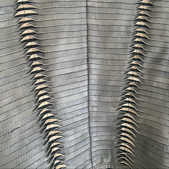 Brand new Saks Fifth Ave genuine leather jacket - Picture 3 of 5